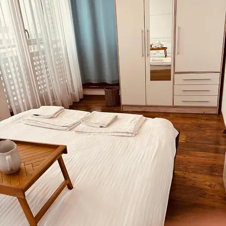 Apartment Spacious With A Mountain View, Big Balcony And Parking Sofia